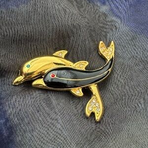 Vintage Dolphins Brooch Pin Goldtone and Black eyes res green Rhinestone